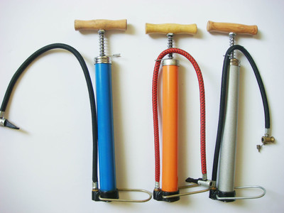 【供應(yīng)手打氣筒規(guī)格32*260MM】?jī)r(jià)格,廠家,圖片,打氣筒、手動(dòng)氣泵,永康市氣筒廠-